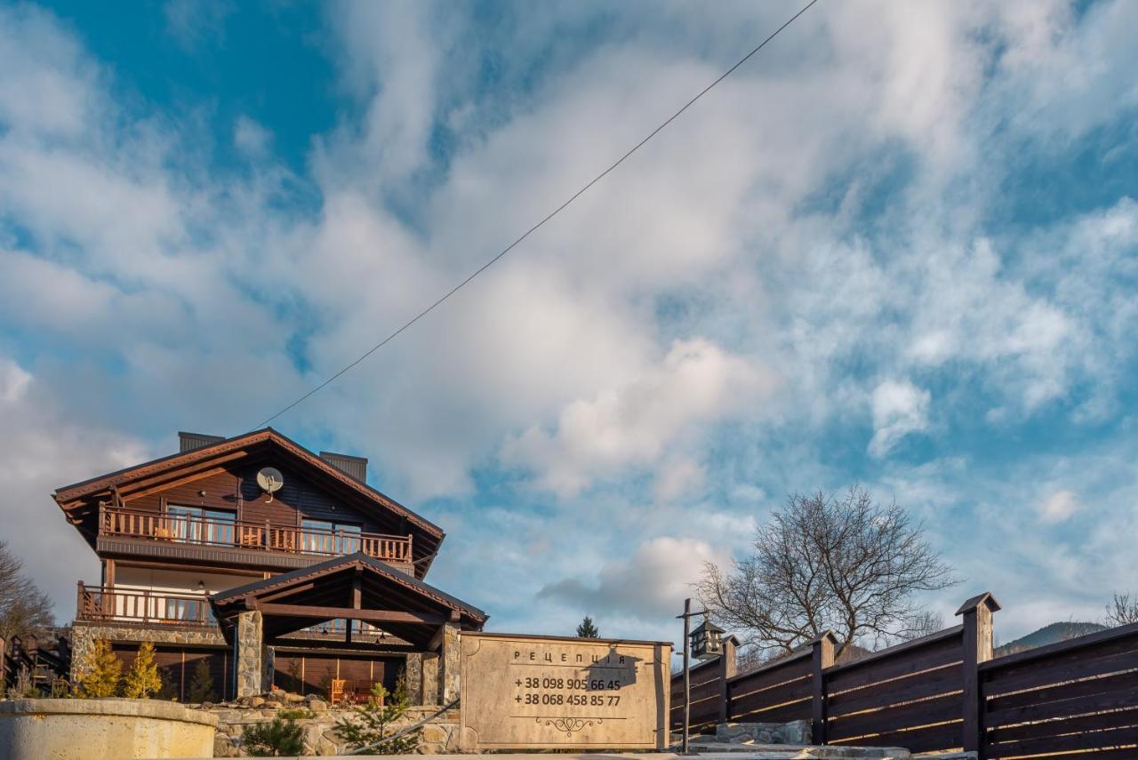 Residence Chalet & Nesh Tatariw Exterior foto